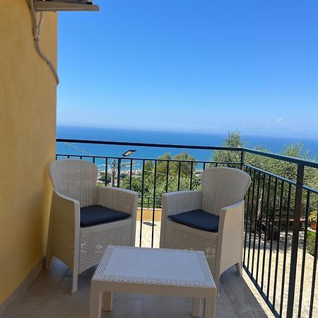 B&B "L'Eco Del Mare" Agropoli Bagian luar foto