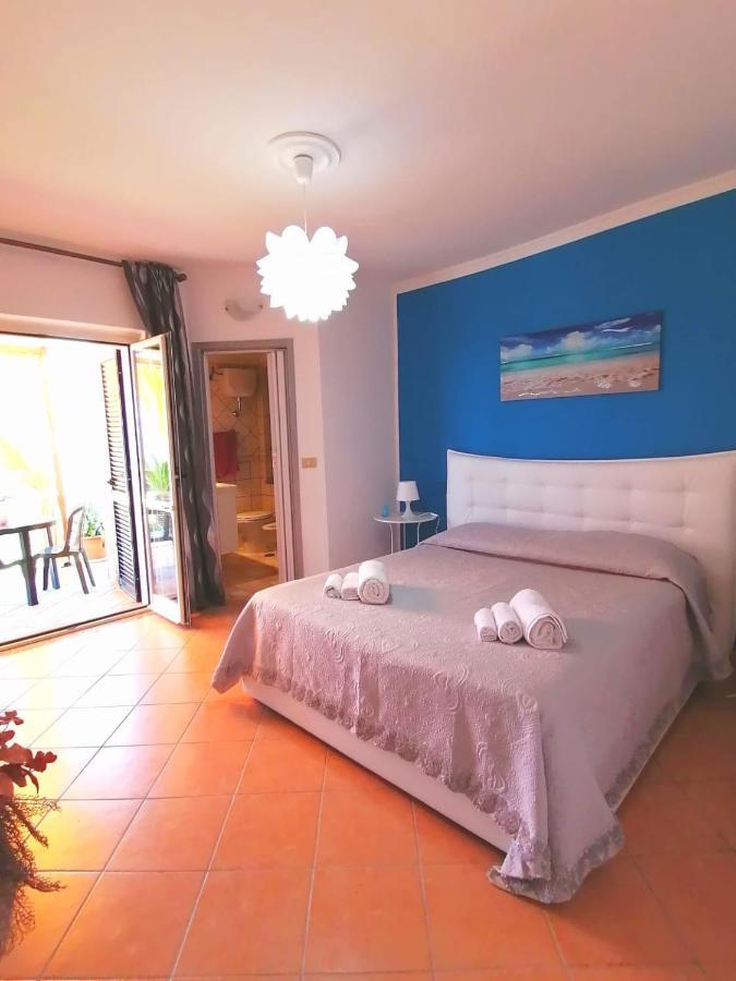 B&B "L'Eco Del Mare" Agropoli Bagian luar foto